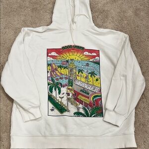 Wrangler White Hoodie with Vibrant Graphic